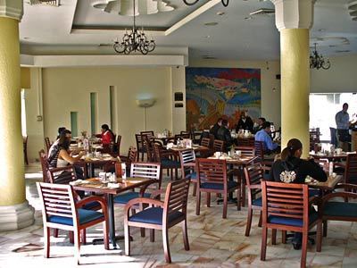 Holiday Inn Tijuana Zona Rio Bagian luar foto
